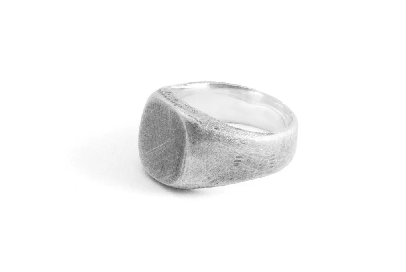 Shop Stylish Jewelry Now And Save Big #015 - Signet Ring Oval