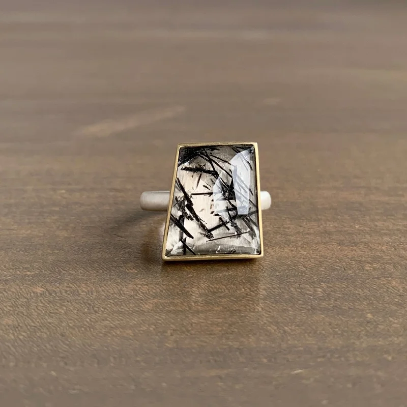 Dainty Floral Jewelry For Feminine Elegance Rose Cut Trapezoid Tourmalated Quartz Ring Dainty Floral Jewelry For Feminine Elegance Rose Cut Trapezoid Tourmalated Quartz Ring