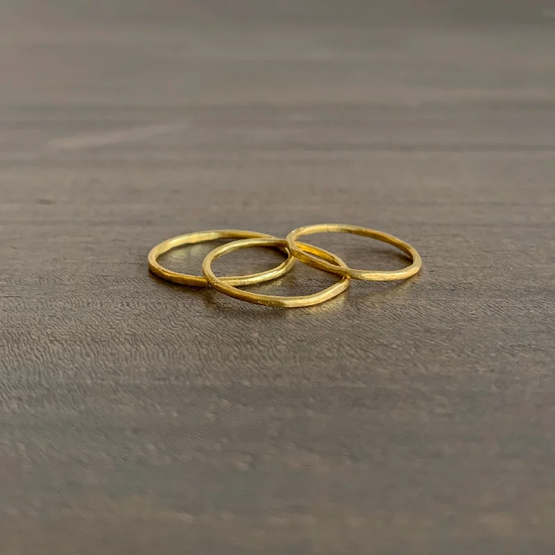 Trendy Minimalist Jewelry For Everyday Wear 22k Gold Hammered Band