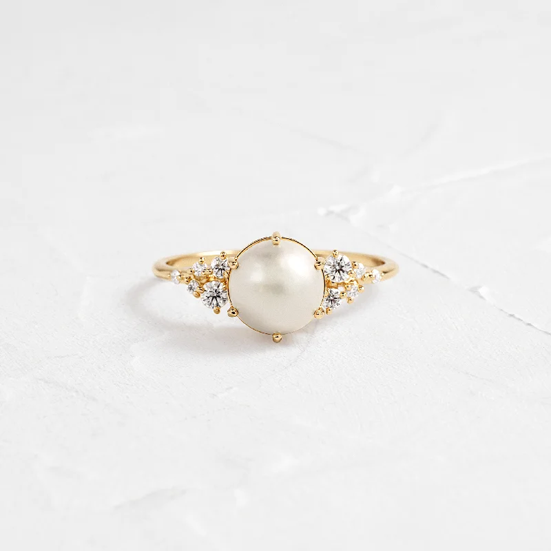 Seasonal Jewelry Deals – Elevate Your Style Snowdrift Ring, Akoya Pearl