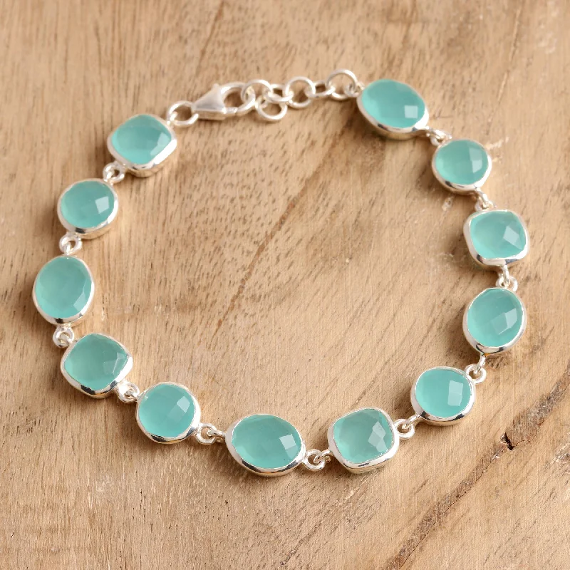 Luxury Jewelry At Budget-Friendly Prices – Grab Yours Now Dazzling Princess 31.5-Carat Blue Chalcedony Link Bracelet from India Luxury Jewelry At Budget-Friendly Prices – Grab Yours Now Dazzling Princess 31.5-Carat Blue Chalcedony Link Bracelet from India