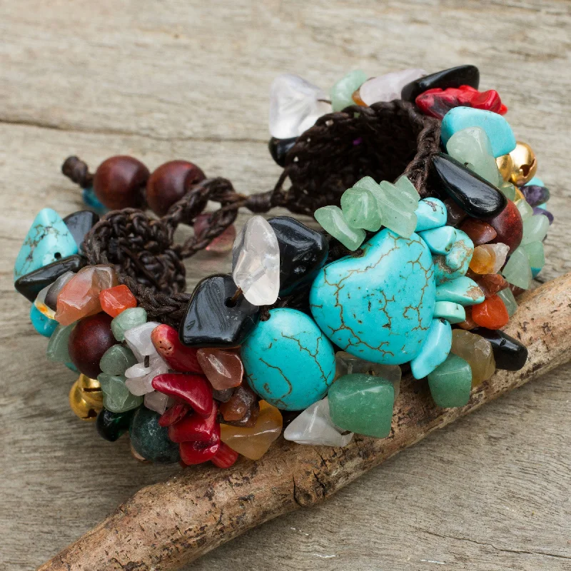 Get Your Favorite Jewelry At The Best Price Festive Heart Beaded Bracelet