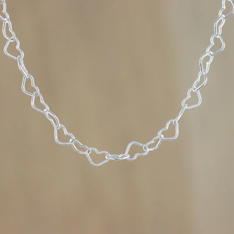 Gorgeous Jewelry, Limited-Time Savings Lots of Love Sterling Silver Heart Link Necklace (6mm) from Thailand Gorgeous Jewelry, Limited-Time Savings Lots of Love Sterling Silver Heart Link Necklace (6mm) from Thailand