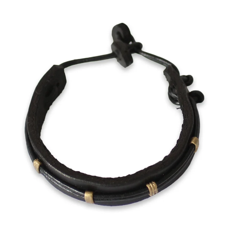 Timeless Beauty, Unbeatable Deals – Jewelry Sale On Men's Stand Alone in Black Bracelet Timeless Beauty, Unbeatable Deals – Jewelry Sale On Men's Stand Alone in Black Bracelet