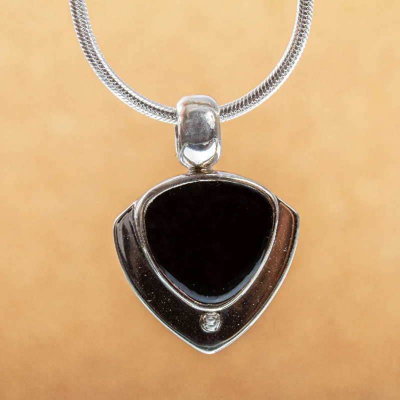 Last Chance To Shop High-End Jewelry At Markdown Prices Taxco Triad Handmade Obsidian Pendant Necklace in 950 Silver Last Chance To Shop High-End Jewelry At Markdown Prices Taxco Triad Handmade Obsidian Pendant Necklace in 950 Silver