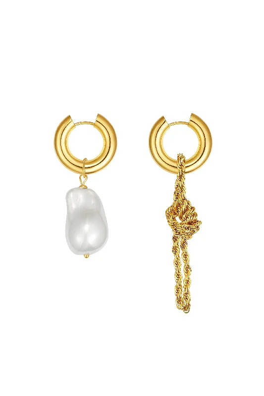 Shop Stylish Jewelry Now And Save Big Unique Asymmetrical Gold Rope Chain Baroque Pearl Drop Earrings Shop Stylish Jewelry Now And Save Big Unique Asymmetrical Gold Rope Chain Baroque Pearl Drop Earrings