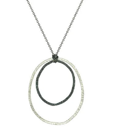 Unmissable Discounts On Timeless Jewelry Pieces Double Loop Pendant