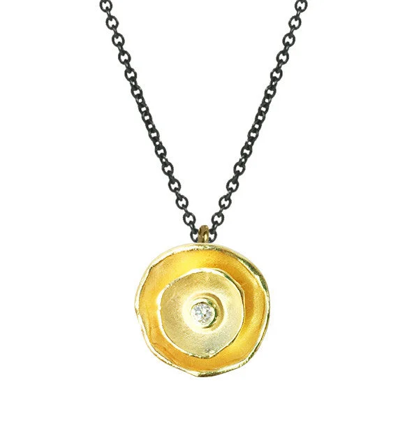 Premium Jewelry At Special Low Prices For A Limited Time Oyster Dishy Pendant with Diamond Premium Jewelry At Special Low Prices For A Limited Time Oyster Dishy Pendant with Diamond