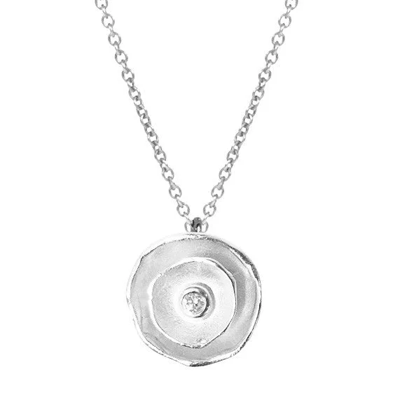 Exclusive Jewelry Bundles At Discounted Rates Oyster Dishy Pendant with Diamond