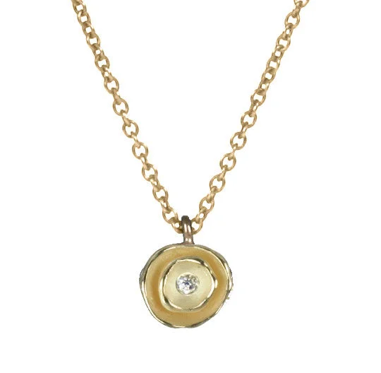 Trending Jewelry Styles Now At Limited-Time Discounts Oyster Pod Pendant