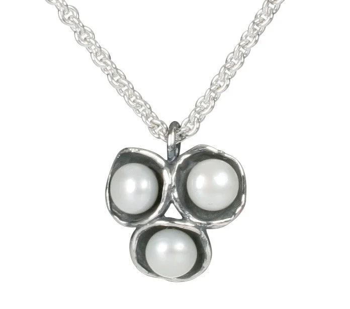 Sparkle On A Budget – Fine Jewelry For Less Tri-Pod Pearl Pendant