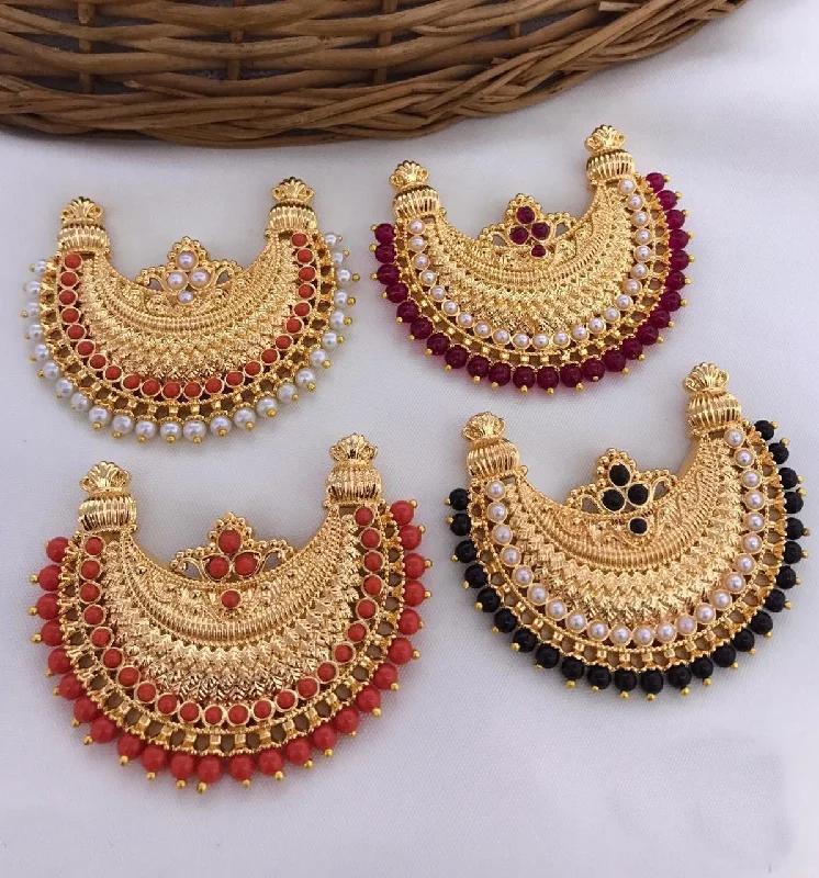 Affordable Glamour – Must-Have Jewelry At Special Rates Gold Plated coorgi Pendant 8416N Affordable Glamour – Must-Have Jewelry At Special Rates Gold Plated coorgi Pendant 8416N