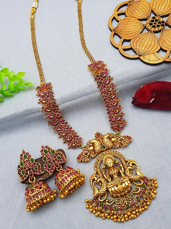 Elegant Necklaces And Bracelets At Limited-Time Offers Premium Gold Medium Necklace set 7746N Elegant Necklaces And Bracelets At Limited-Time Offers Premium Gold Medium Necklace set 7746N