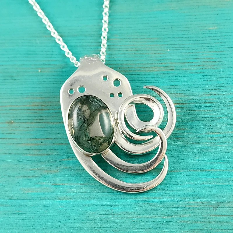 Huge Markdowns On Premium Jewelry Styles Sterling Silver Moss Agate Twisted Fork Pendant Huge Markdowns On Premium Jewelry Styles Sterling Silver Moss Agate Twisted Fork Pendant