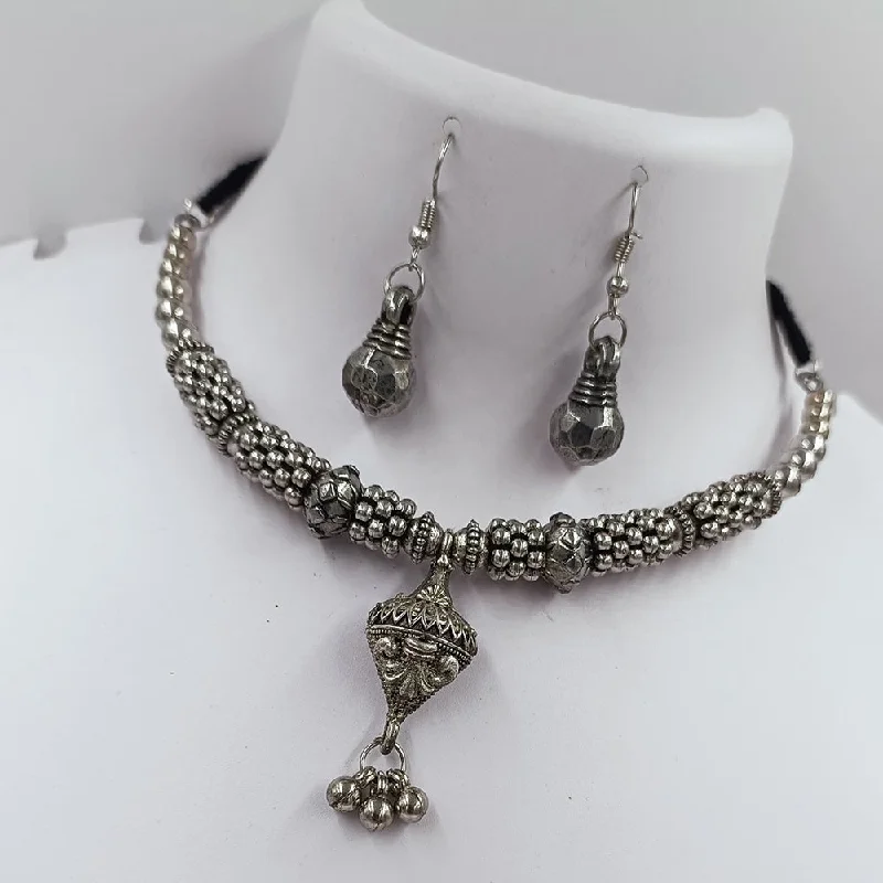 Your Perfect Accessory Now At The Best Price Kavita Art Oxidised Plated Necklace Set Your Perfect Accessory Now At The Best Price Kavita Art Oxidised Plated Necklace Set