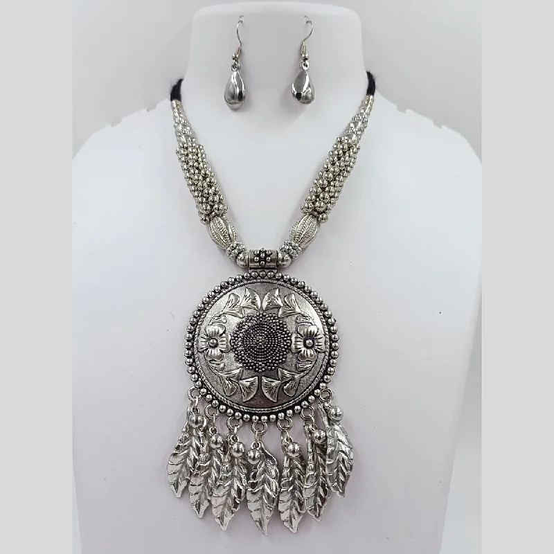 Trending Jewelry Now At Unbeatable Prices Kavita Art Oxidised Plated Necklace Set