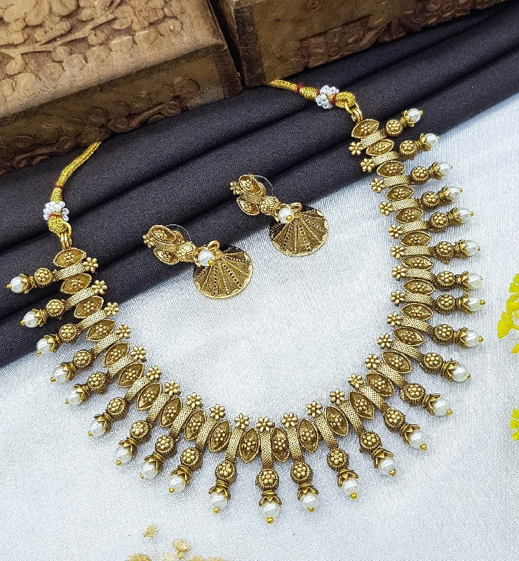 Limited-Time Jewelry Sale – Don't Miss These Deals Premium Gold Finish Exclusive Necklace set Limited-Time Jewelry Sale – Don't Miss These Deals Premium Gold Finish Exclusive Necklace set
