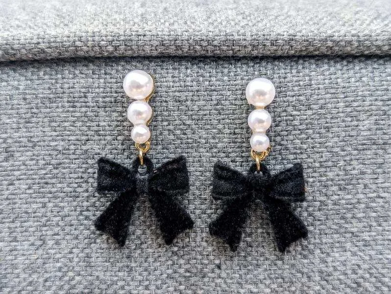 Sparkle More For Less – Jewelry Sale Happening Now Beautiful Black Bow and Pearl Earrings Sparkle More For Less – Jewelry Sale Happening Now Beautiful Black Bow and Pearl Earrings