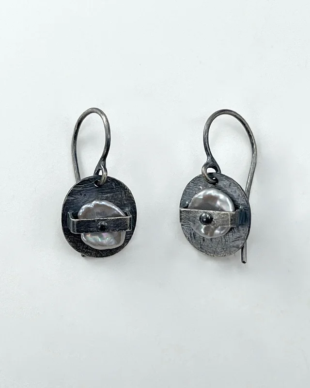 Limited-Time Offer On Elegant Jewelry Pieces Heather Guidero Carved Ellipse Band Earrings