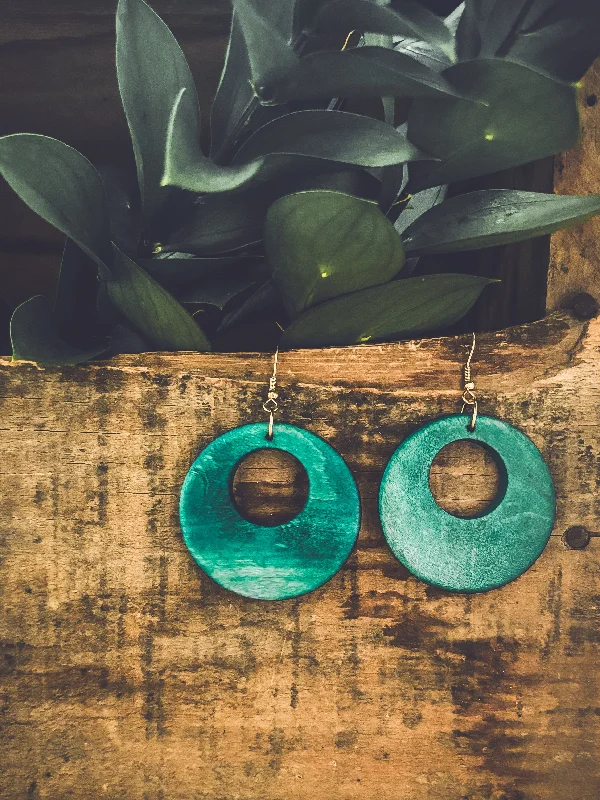 Accessorize For Less – Luxury Jewelry At Affordable Prices Beautiful Turquoise Wood Circle Earrings Accessorize For Less – Luxury Jewelry At Affordable Prices Beautiful Turquoise Wood Circle Earrings