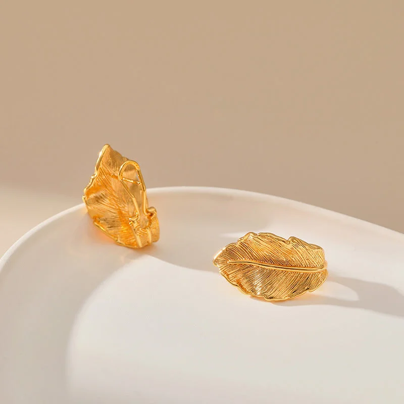 Big Discounts On Elegant Jewelry Collections just-lil-things-gold-pin-earrings-jlt12050 Big Discounts On Elegant Jewelry Collections just-lil-things-gold-pin-earrings-jlt12050