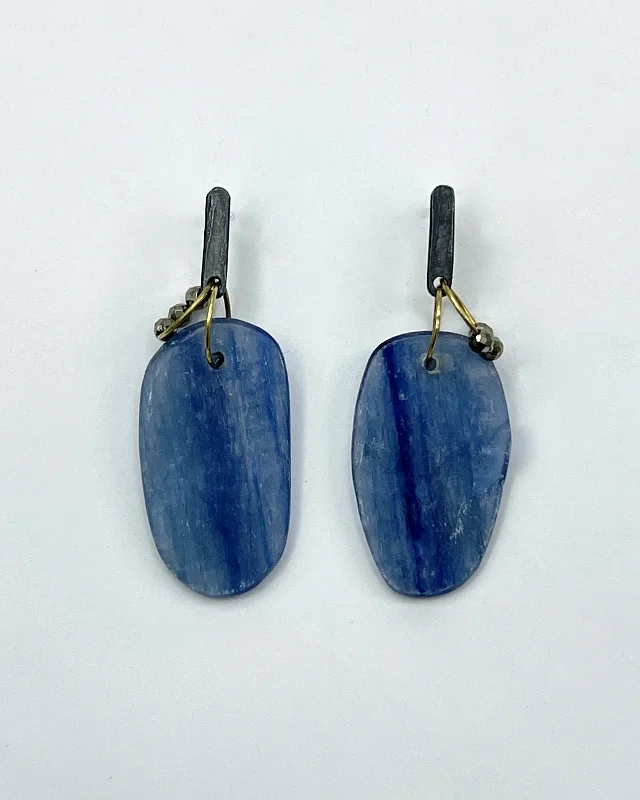 Seasonal Jewelry Deals – Elevate Your Style Heather Guidero Mini Tangle with Kyanite and Pyrite Earrings Seasonal Jewelry Deals – Elevate Your Style Heather Guidero Mini Tangle with Kyanite and Pyrite Earrings