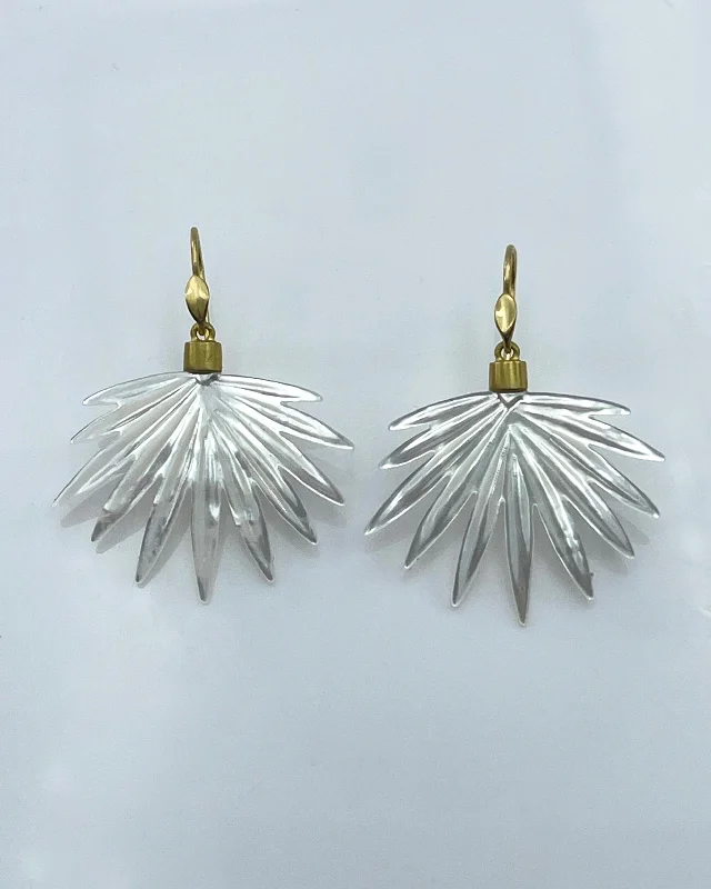 Bestselling Jewelry Now On Sale – Elevate Your Look Annette Ferdinandsen Mother-of-Pearl Fan Palm Earrings Bestselling Jewelry Now On Sale – Elevate Your Look Annette Ferdinandsen Mother-of-Pearl Fan Palm Earrings
