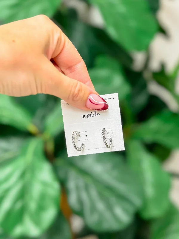 Trendy And Classic Jewelry Now At Reduced Prices The Classic Mini Hoop Earrings - White Gold Trendy And Classic Jewelry Now At Reduced Prices The Classic Mini Hoop Earrings - White Gold