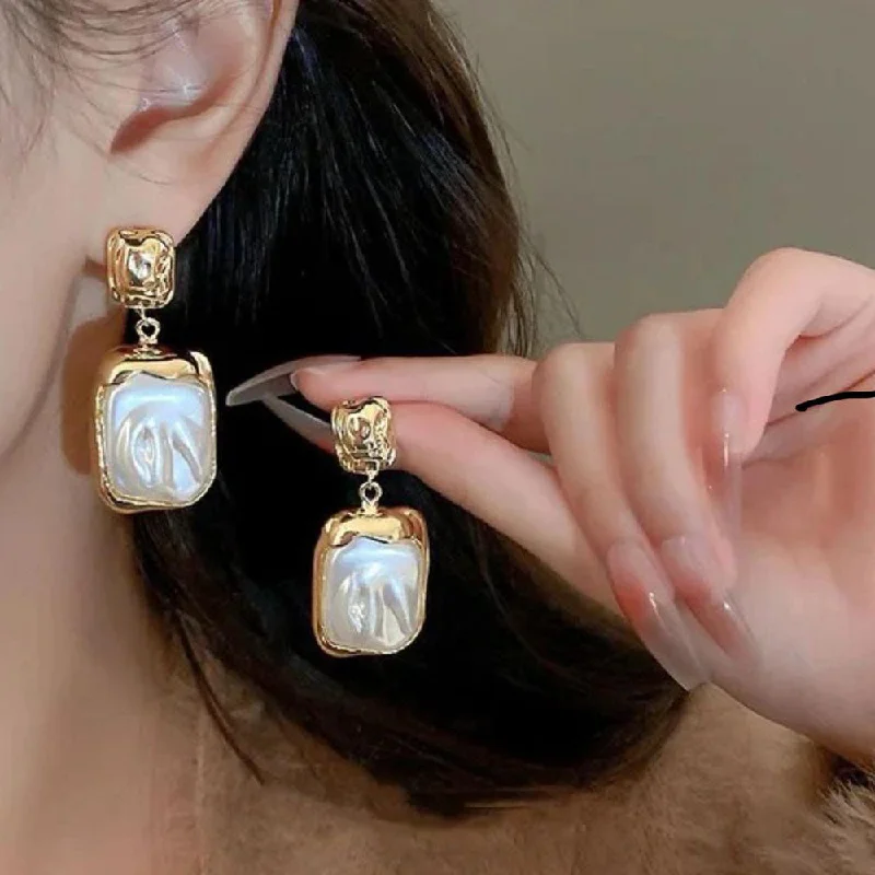 Sparkle On A Budget – Fine Jewelry For Less VF Collection Gold Plated Dangler Earrings Sparkle On A Budget – Fine Jewelry For Less VF Collection Gold Plated Dangler Earrings
