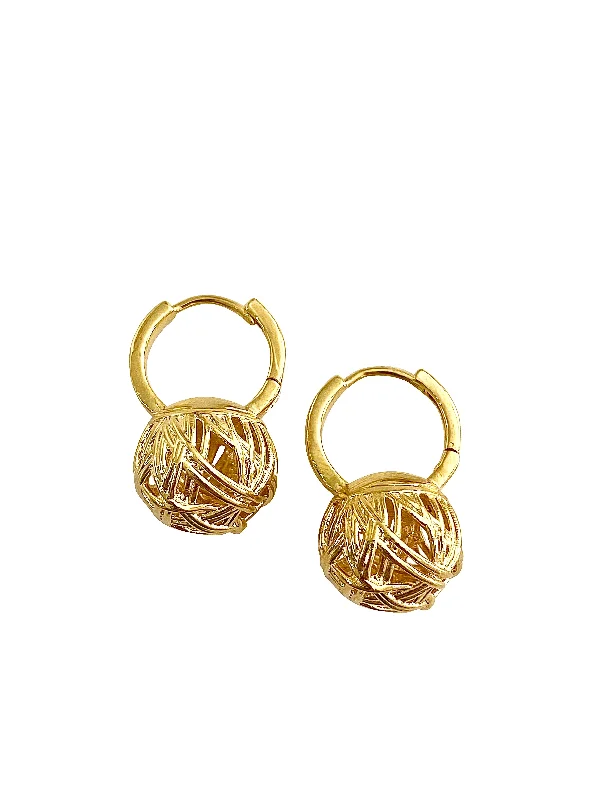 Get Ready To Sparkle – Special Jewelry Discounts Wrap Huggie