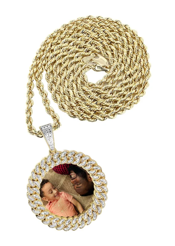 Elegant Jewelry At Unbeatable Prices – Shop Today 10K Yellow Gold Small Diamond Round Cuban Picture Pendant Necklace | Appx. 18 Grams Elegant Jewelry At Unbeatable Prices – Shop Today 10K Yellow Gold Small Diamond Round Cuban Picture Pendant Necklace | Appx. 18 Grams