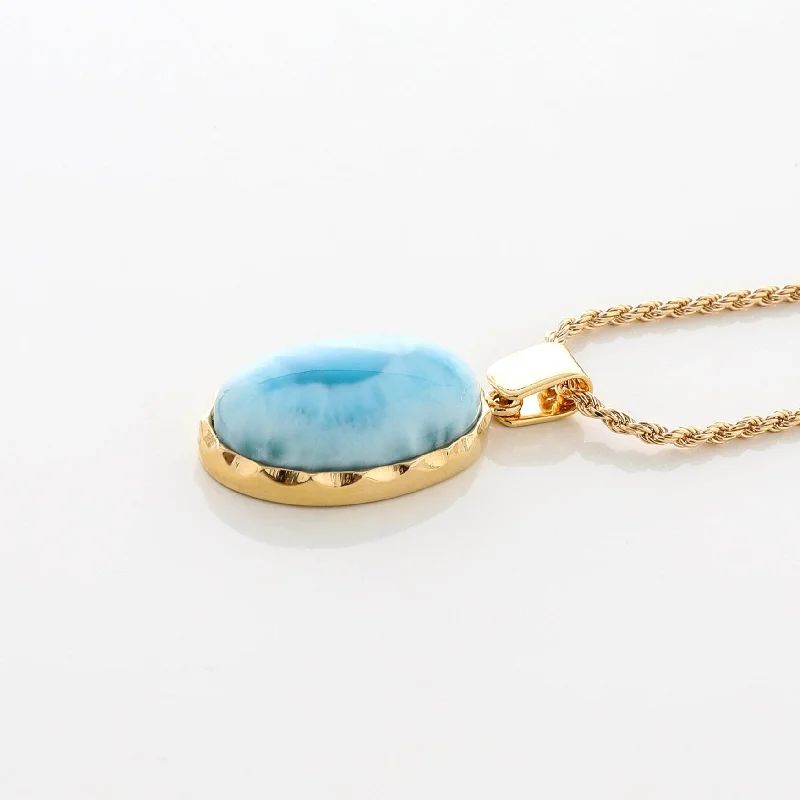Elegant Jewelry Styles At Budget-Friendly Prices Gold Vermeil Lilie Pendant