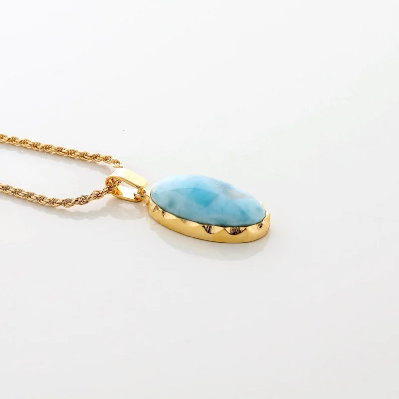 Special Jewelry Deals – Upgrade Your Collection Gold Vermeil Lyn Pendant