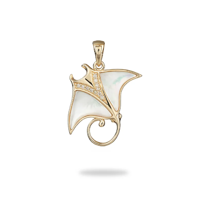 Don't Miss Out On Jaw-Dropping Jewelry Discounts Sealife Manta Ray Mother of Pearl Pendant in Gold with Diamonds - 21mm Don't Miss Out On Jaw-Dropping Jewelry Discounts Sealife Manta Ray Mother of Pearl Pendant in Gold with Diamonds - 21mm