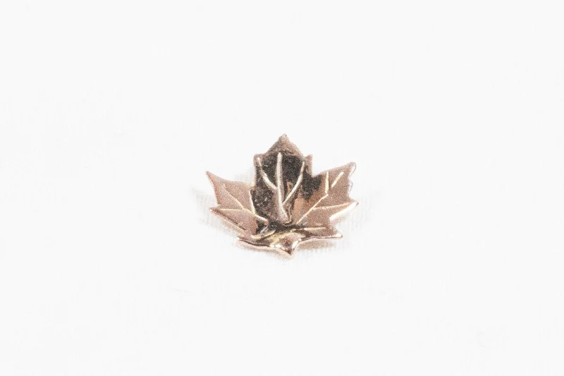 Elevate Your Jewelry Collection With Limited-Time Savings Rose Gold Maple Leaf Pendant Elevate Your Jewelry Collection With Limited-Time Savings Rose Gold Maple Leaf Pendant