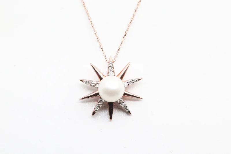 Your Perfect Accessory Now At The Best Price Rose Gold Pearl and Diamond Sunburst Pendant with Chain Your Perfect Accessory Now At The Best Price Rose Gold Pearl and Diamond Sunburst Pendant with Chain