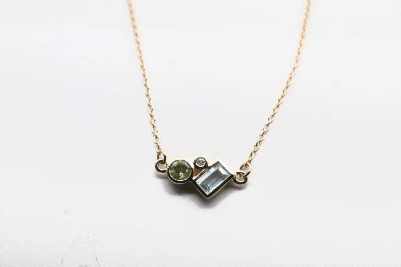 Big Discounts On Elegant Jewelry Collections Yellow Gold Cluster Necklace
