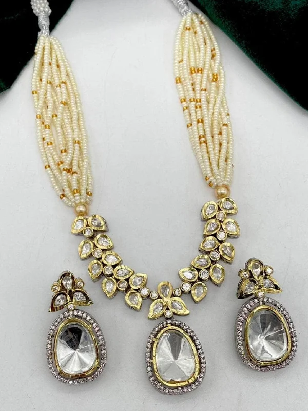 Discounted Luxury Jewelry – Shine Without The Splurge Cheedbeed Drop Kundan Necklace Discounted Luxury Jewelry – Shine Without The Splurge Cheedbeed Drop Kundan Necklace