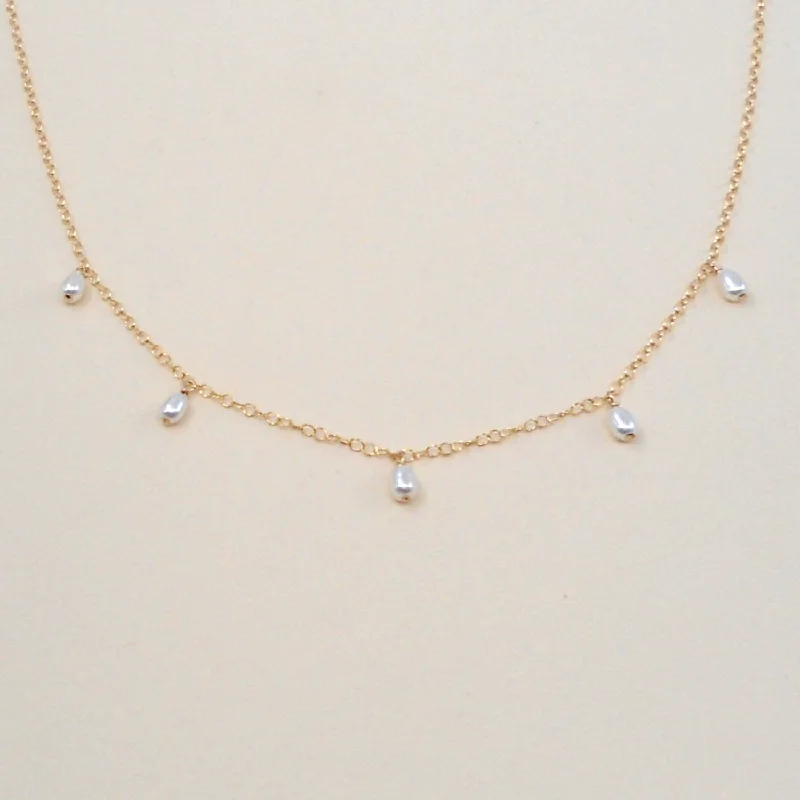 Get Your Favorite Jewelry At The Best Price Five Pearl Necklace Wholesale