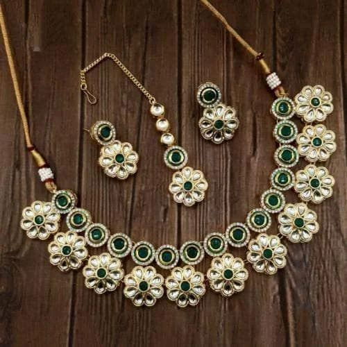 Eco-Friendly Sustainable Jewelry For Conscious Buyers Flower Motif Kundan Ad Necklace Set Eco-Friendly Sustainable Jewelry For Conscious Buyers Flower Motif Kundan Ad Necklace Set
