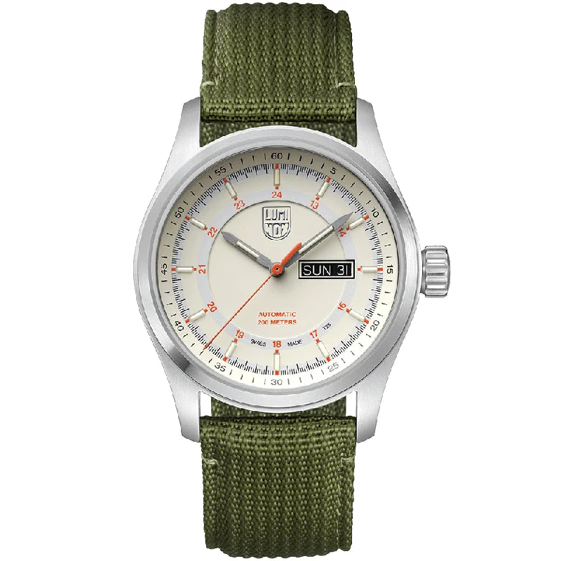 Shop Jewelry That Shines Without The High Price Luminox Atacama Field Automatic 1907.NF Shop Jewelry That Shines Without The High Price Luminox Atacama Field Automatic 1907.NF