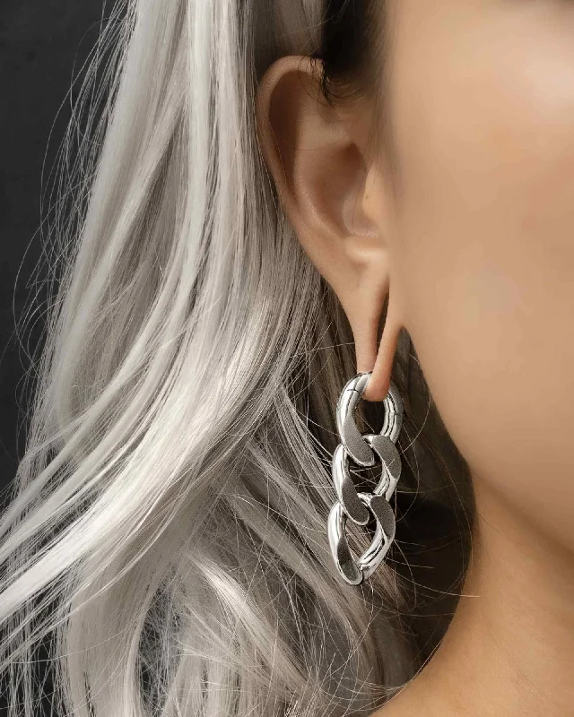 Stunning Jewelry At Even More Stunning Prices Sable Chain Hangers